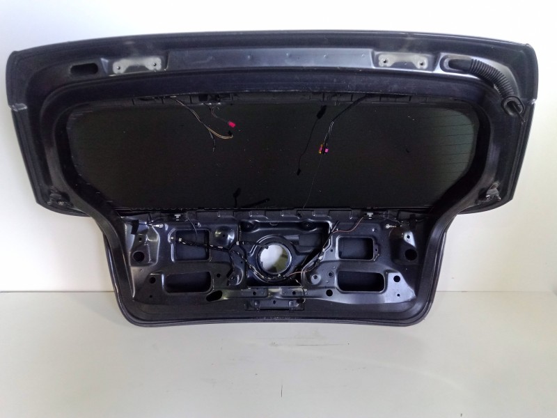 Recambio de porton trasero para bmw serie 1 berlina (e81/e87) 2.0 16v referencia OEM IAM   