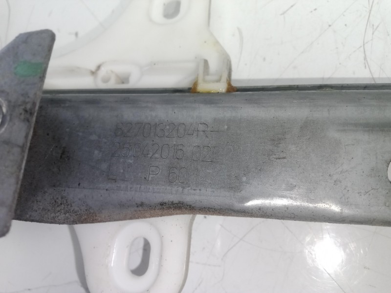 Recambio de elevalunas trasero izquierdo para renault clio iv 1.2 16v referencia OEM IAM 827013204R SIN.MOTOR 