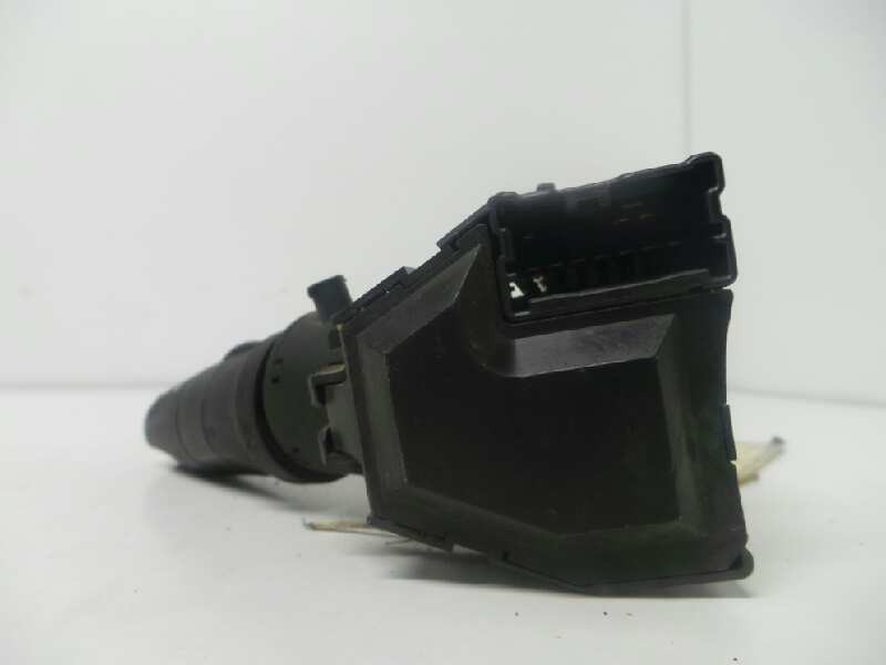 Recambio de mando limpia para nissan x-trail (t31) se referencia OEM IAM 25260-8H905-4Y23  