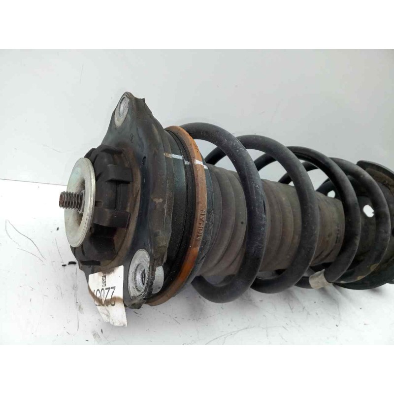 Recambio de amortiguador delantero derecho para jeep renegade 1.0 t-gdi cat referencia OEM IAM 00521138890  