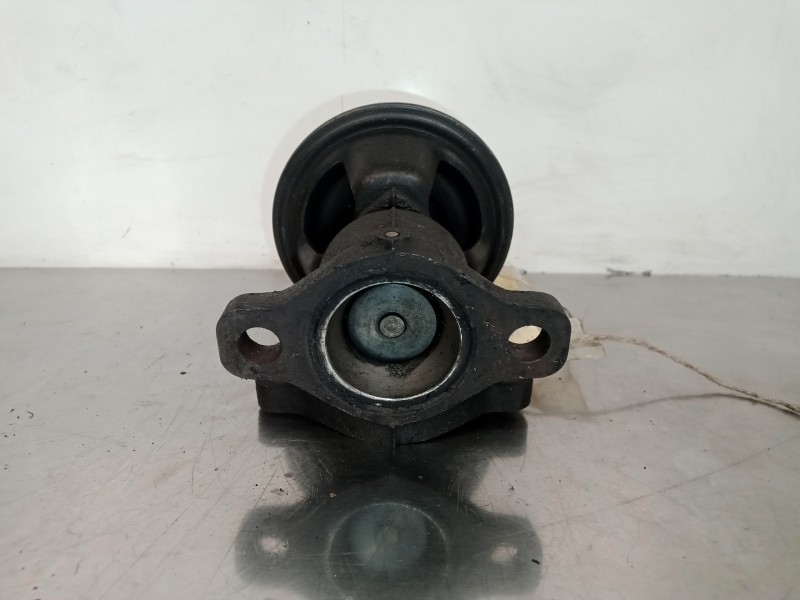 Recambio de valvula egr para kia sorento 2.5 crdi cat referencia OEM IAM 2E224A000  