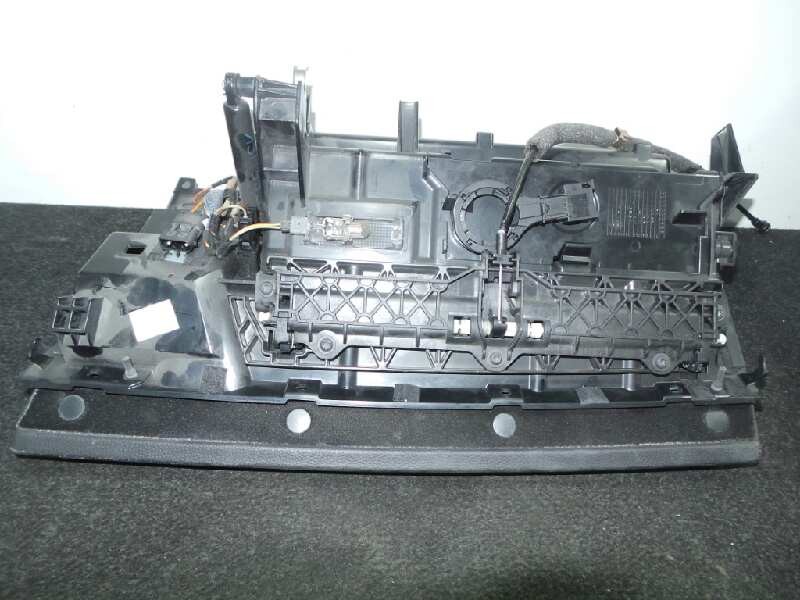 Recambio de guantera para bmw serie 7 (e65/e66) 4.0 v8 cat referencia OEM IAM   