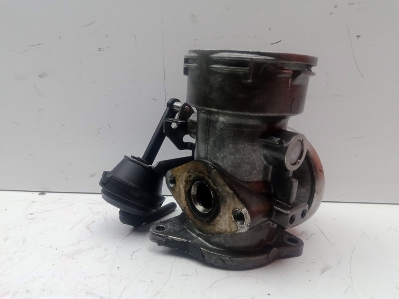 Recambio de valvula egr para seat toledo (1m2) 1.9 tdi referencia OEM IAM 038131501T PRECIO MOSTRADOR 