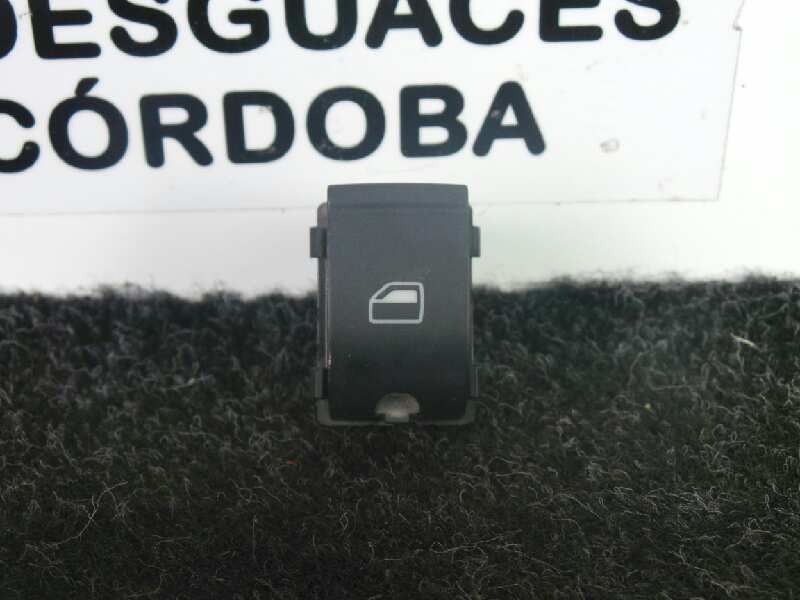 Recambio de mando elevalunas delantero derecho para audi a4 berlina (8e) 1.9 tdi referencia OEM IAM 8E0959855  