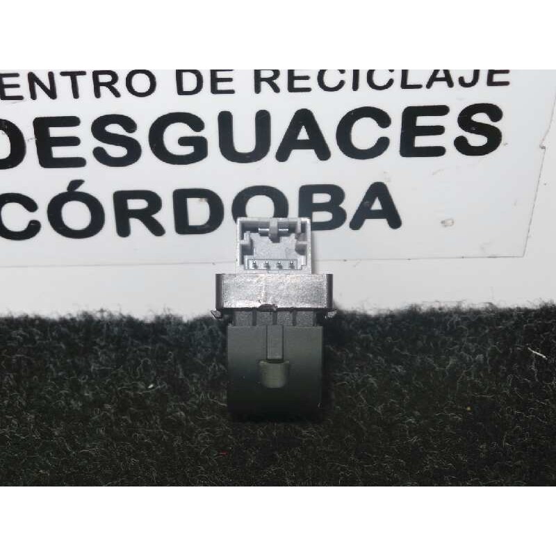 Recambio de mando elevalunas delantero derecho para audi a4 berlina (8e) 1.9 tdi referencia OEM IAM 8E0959855  