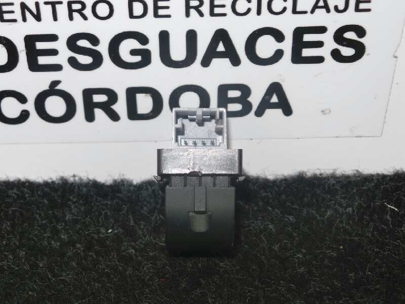 Recambio de mando elevalunas delantero derecho para audi a4 berlina (8e) 1.9 tdi referencia OEM IAM 8E0959855  