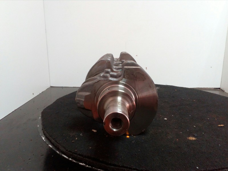 Recambio de cigueñal para kia carnival ii 2.9 crdi cat referencia OEM IAM 03040717-J3  