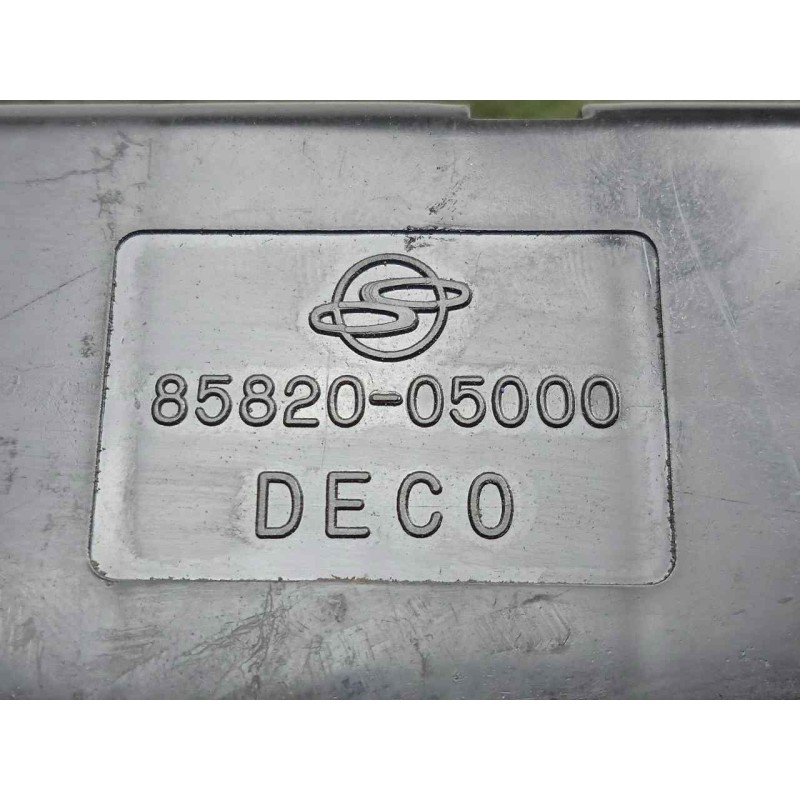 Recambio de mando elevalunas delantero izquierdo para ssangyong musso 2.9 turbodiesel cat referencia OEM IAM 8582005000 4.BOTONE