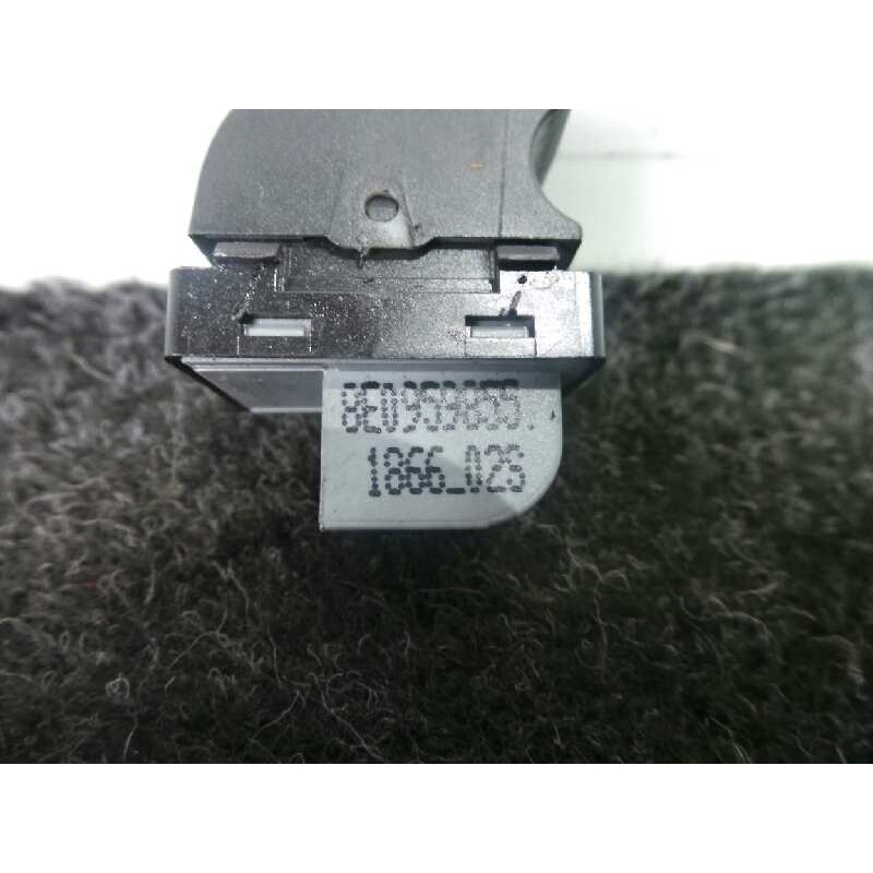 Recambio de mando elevalunas trasero izquierdo para audi a4 berlina (8e) 1.9 tdi referencia OEM IAM 8E0959855  