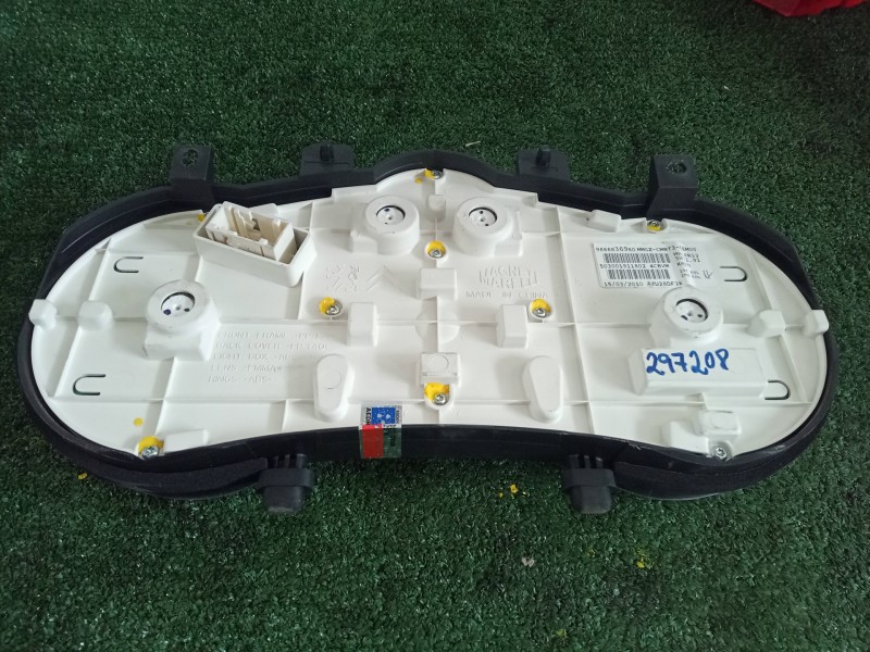 Recambio de cuadro instrumentos para peugeot 206+ 1.1 referencia OEM IAM 9666636980 MAGNETI MARELLI 