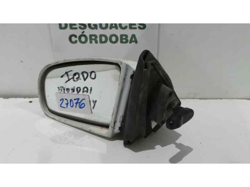 Recambio de retrovisor izquierdo para hyundai pony (x2) referencia OEM IAM  MANUAL BLANCO