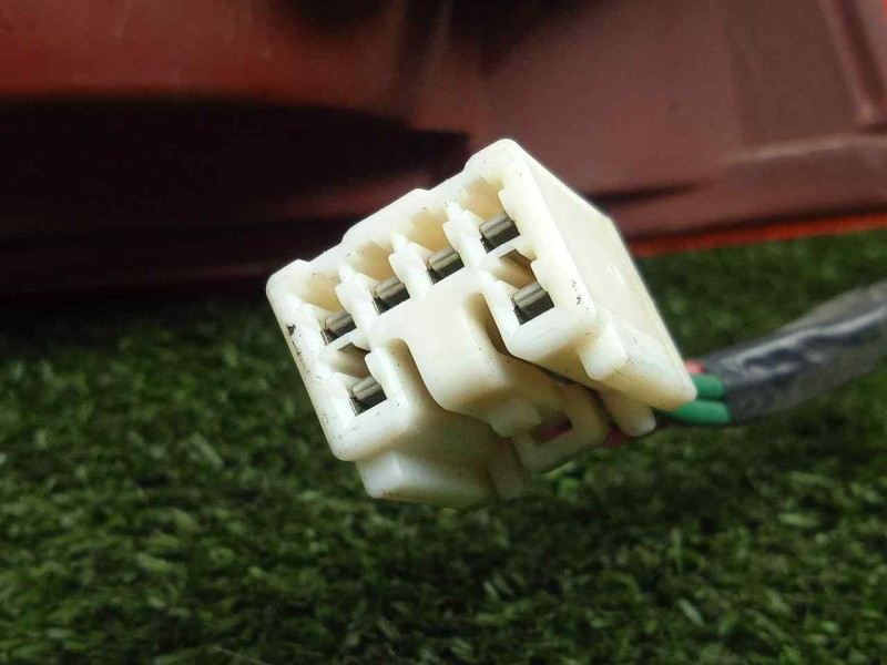 Recambio de piloto trasero izquierdo para mazda premacy (cp) 2.0 turbodiesel cat referencia OEM IAM  01-04 