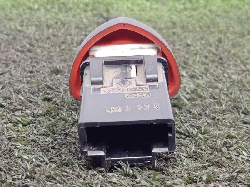 Recambio de warning para renault clio ii fase ii (b/cb0) 1.5 dci diesel referencia OEM IAM SINREFERENCIA  