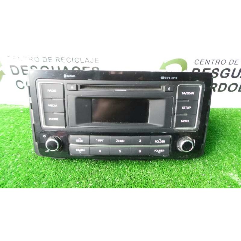 Recambio de sistema audio / radio cd para hyundai h350 kasten referencia OEM IAM 9617059550GU  