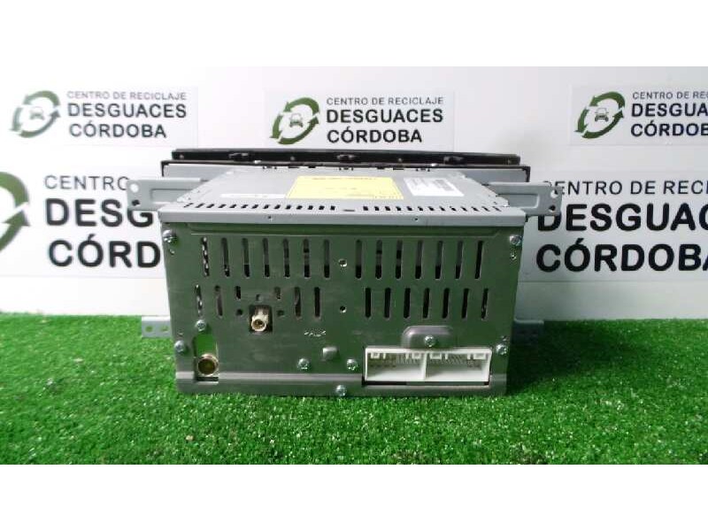 Recambio de sistema audio / radio cd para hyundai h350 kasten referencia OEM IAM 9617059550GU  