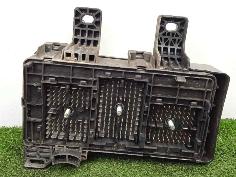 Recambio de caja reles / fusibles para hyundai sonata (nf) 2.0 crdi cat referencia OEM IAM 919503K5  