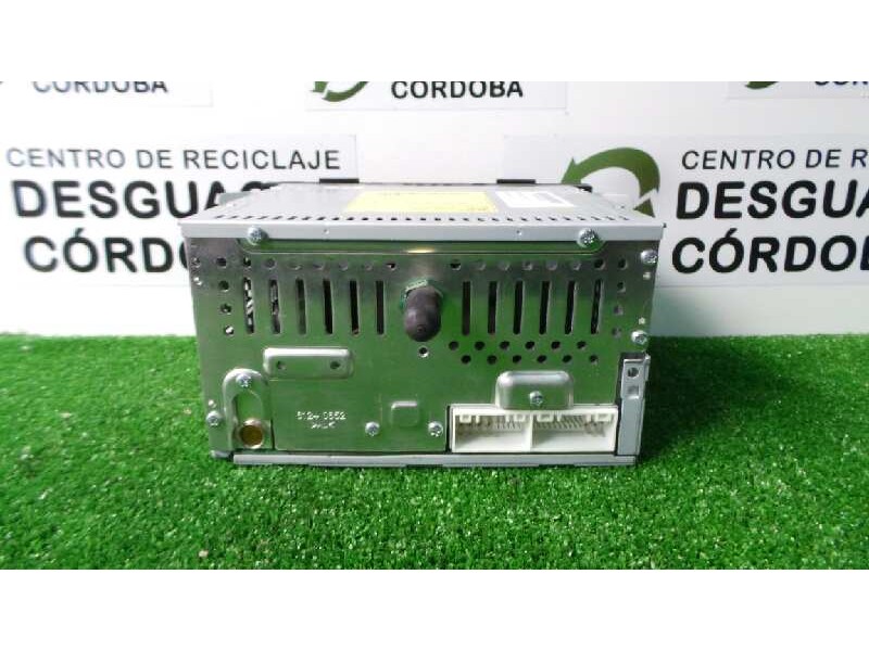 Recambio de sistema audio / radio cd para hyundai ix20 referencia OEM IAM 961601K050  