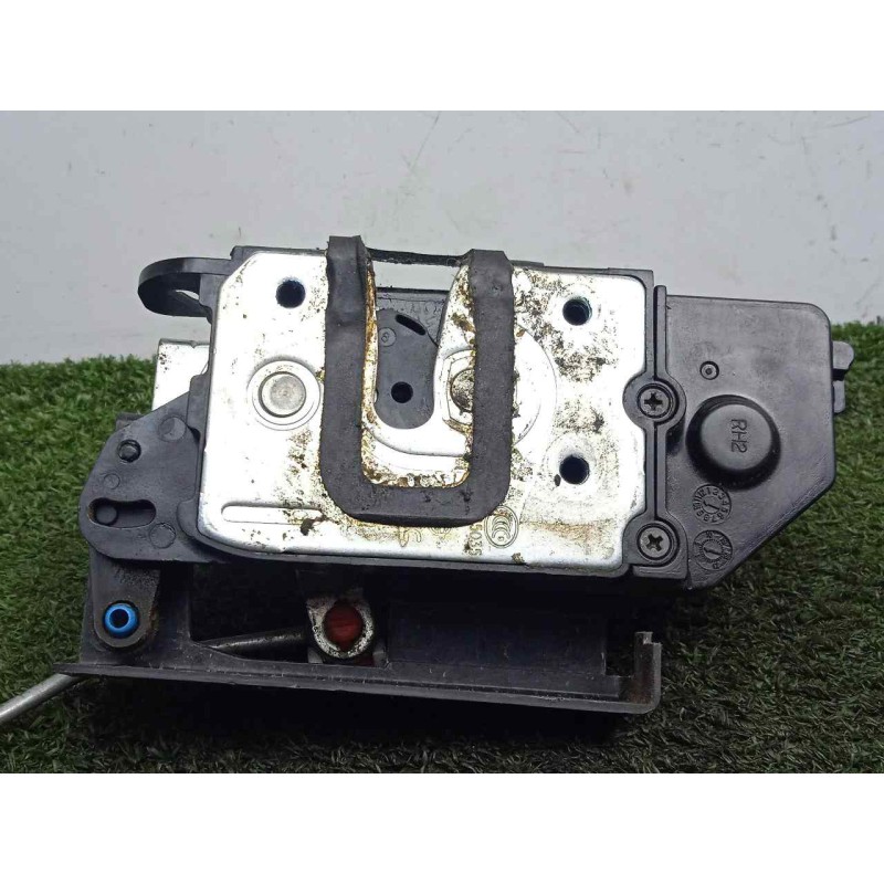 Recambio de cerradura puerta delantera derecha para ssangyong kyron 2.0 referencia OEM IAM 7122009005 5.P´INES 