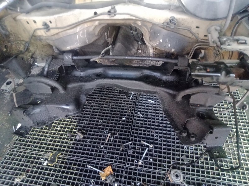 Recambio de puente delantero para citroën c-elysée 1.6 blue-hdi fap referencia OEM IAM   