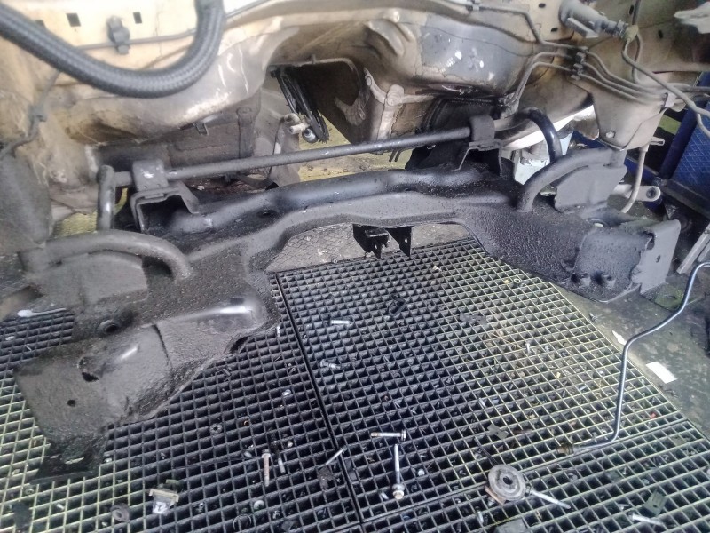 Recambio de puente delantero para citroën c-elysée 1.6 blue-hdi fap referencia OEM IAM   