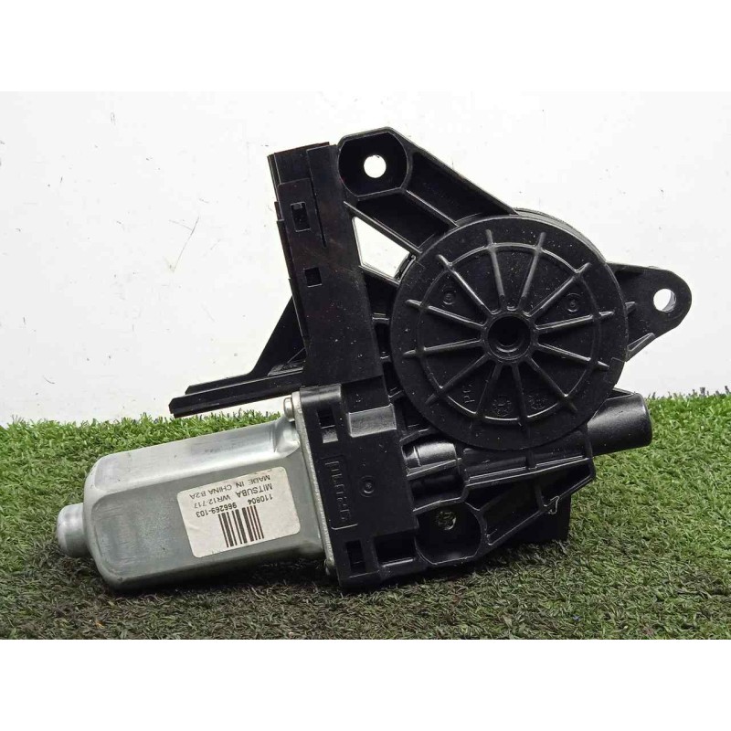 Recambio de motor elevalunas delantero derecho para volvo xc60 2.0 diesel cat referencia OEM IAM 966269103  