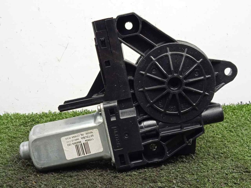 Recambio de motor elevalunas delantero derecho para volvo xc60 2.0 diesel cat referencia OEM IAM 966269103  