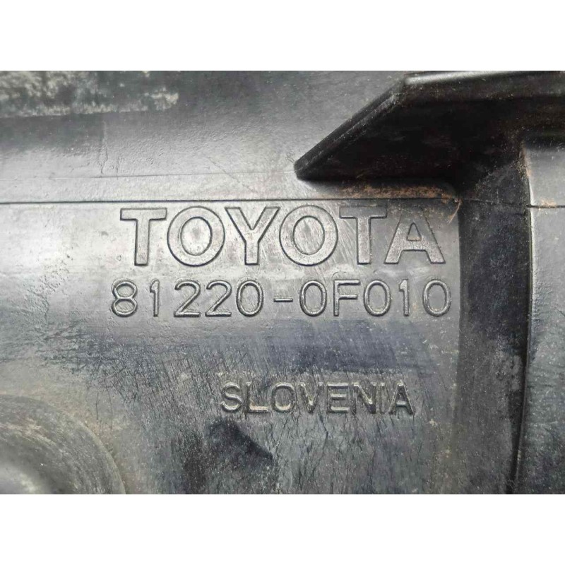 Recambio de faro antiniebla izquierdo para toyota corolla verso (r1) 2.2 turbodiesel cat referencia OEM IAM 812200F010 04-07 