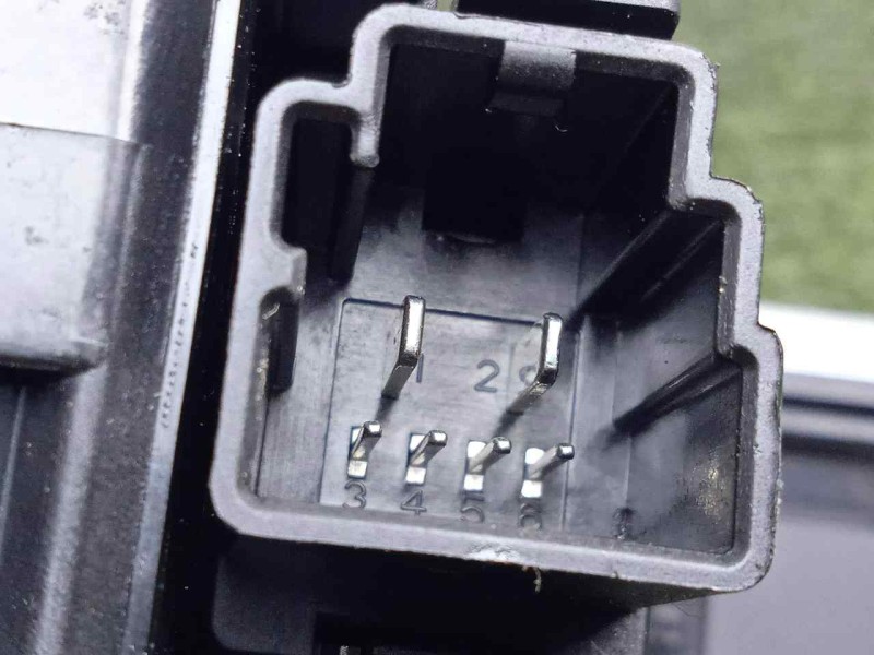 Recambio de motor elevalunas delantero derecho para volvo xc60 2.0 diesel cat referencia OEM IAM 966269103  