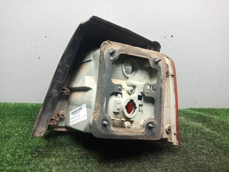 Recambio de piloto trasero izquierdo para kia carens 2.0 turbodiesel cat referencia OEM IAM SINREFERENCIA 02-06 EXTERIOR