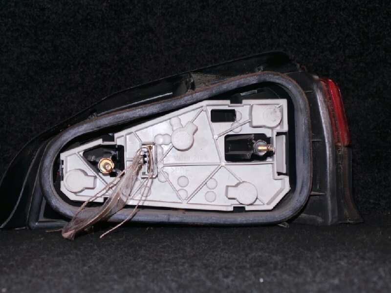 Recambio de piloto trasero izquierdo para peugeot 106 (s1) 1.4 referencia OEM IAM  1.SERIE 