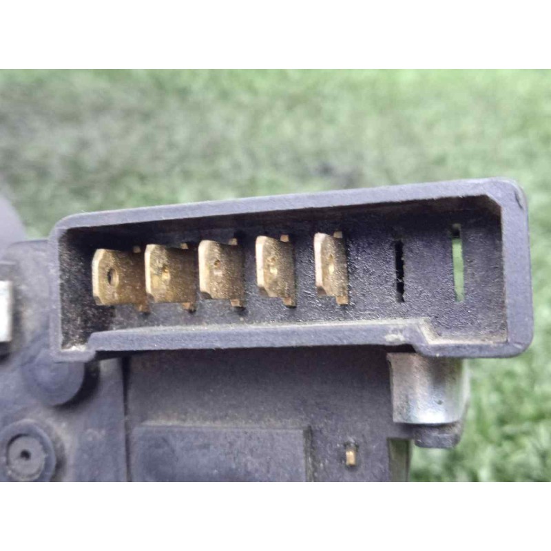 Recambio de mando limpia para peugeot 205 berlina referencia OEM IAM  REDONDO 5.PIN