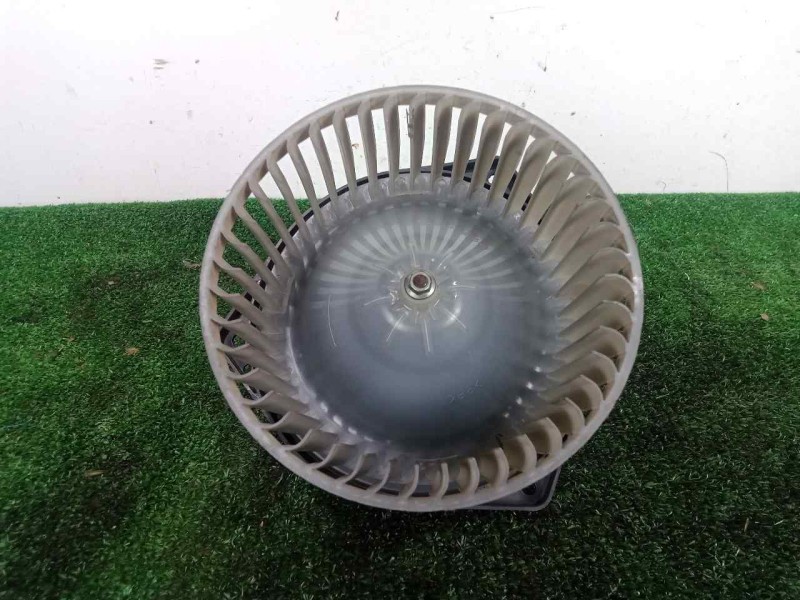 Recambio de motor calefaccion para ssangyong kyron 2.0 referencia OEM IAM SINREFERENCIA Ø DIAMETRO: 152MM 