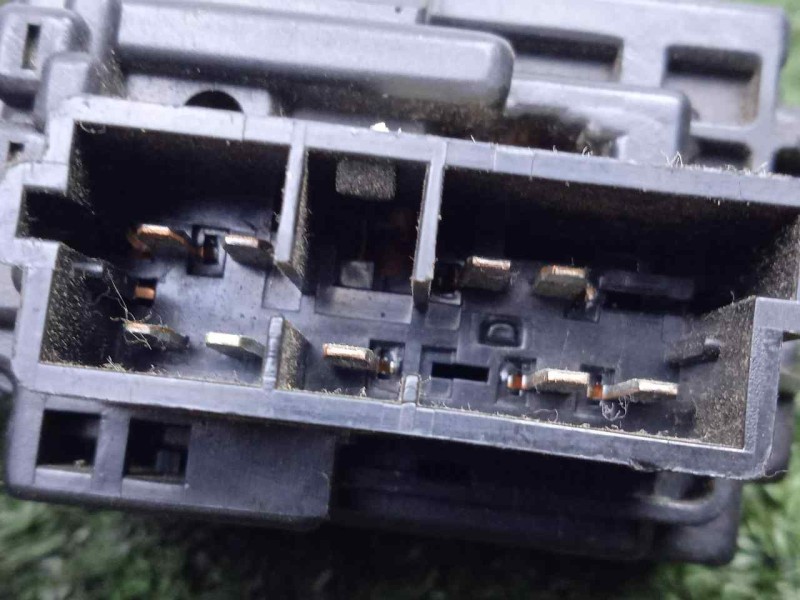 Recambio de mando limpia para peugeot 206 berlina 1.9 diesel referencia OEM IAM 96049597ZL  LIMPIA TRASERO