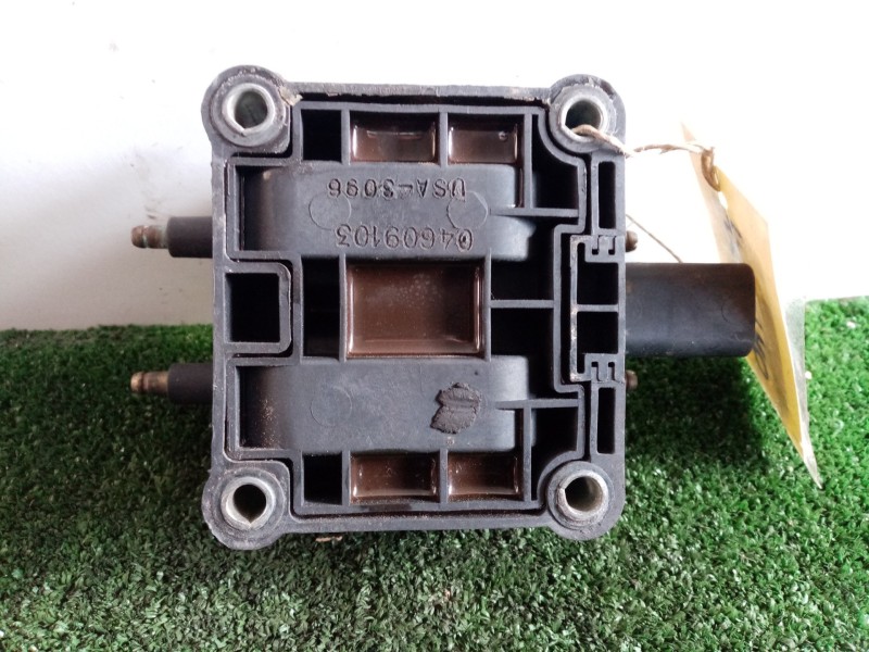 Recambio de bobina encendido para dodge stratus 2.4 referencia OEM IAM 04609103 3.PINES 