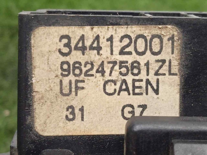 Recambio de mando limpia para citroën xsara break 1.9 diesel referencia OEM IAM 96247561ZL  LIMPIA TRASERO