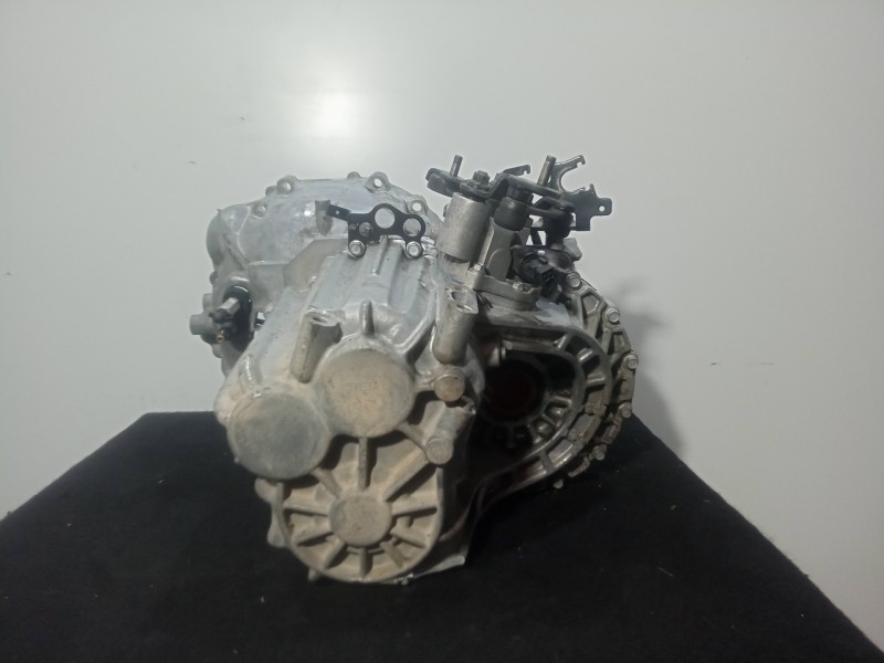 Recambio de caja cambios para hyundai sonata (nf) 2.0 crdi cat referencia OEM IAM S619JC 5.VELOCIDADES MANUAL