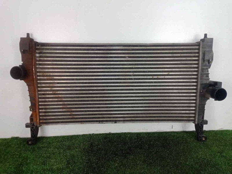 Recambio de intercooler para hyundai sonata (nf) 2.0 crdi cat referencia OEM IAM 2827127400 670X345X30 ALUMINIO