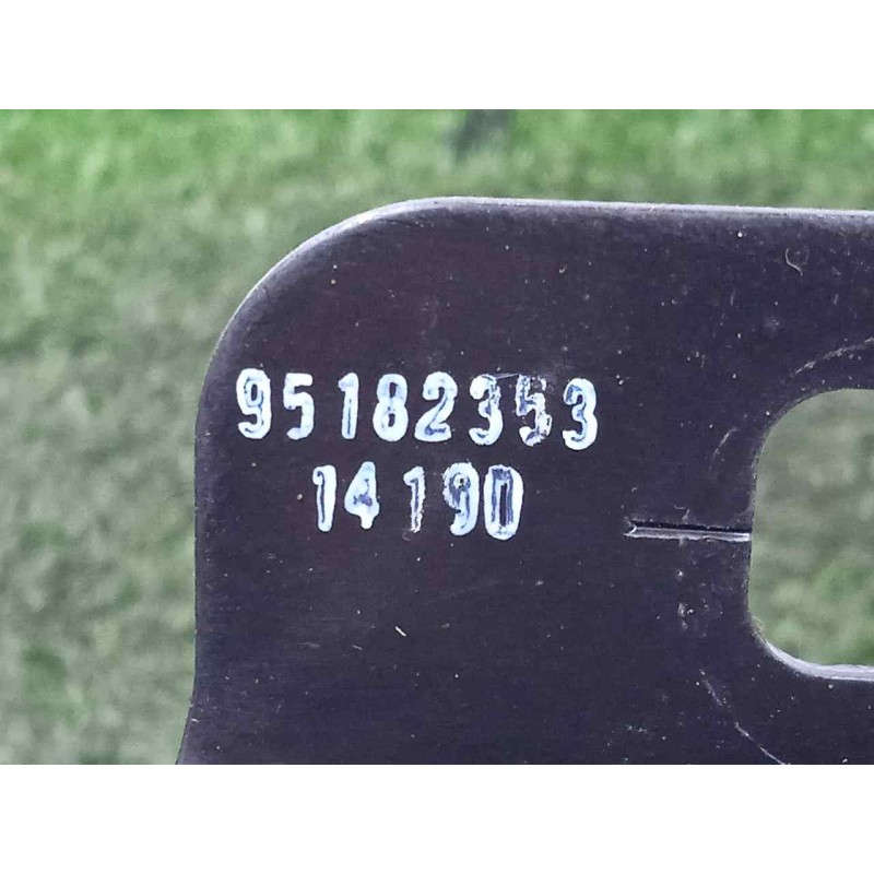 Recambio de cerradura capot para opel mokka 1.7 16v cdti referencia OEM IAM 95182353  