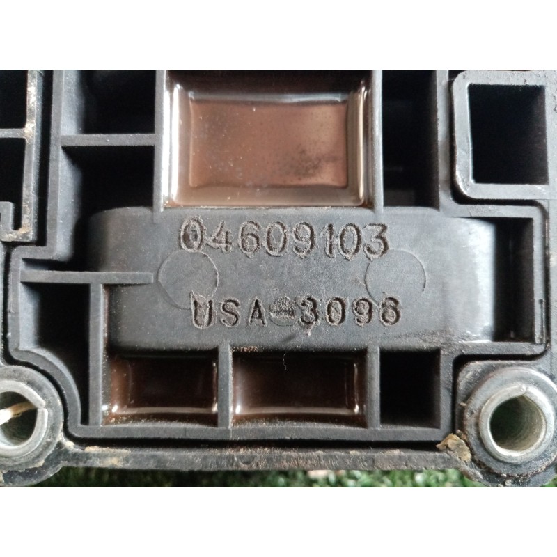 Recambio de bobina encendido para dodge stratus 2.4 referencia OEM IAM 04609103 3.PINES 