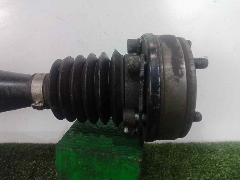 Recambio de transmision delantera derecha para volkswagen passat berlina (3b3) 1.6 referencia OEM IAM 8D0407272BA CON.ABS L637MM