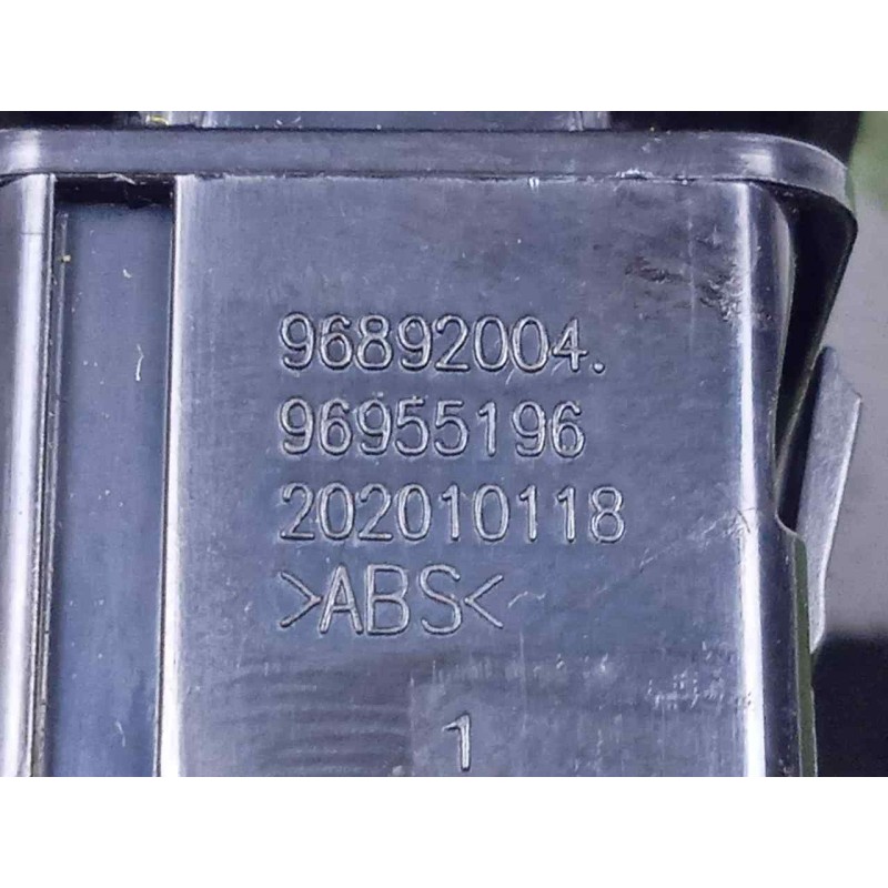 Recambio de interruptor para opel mokka 1.7 16v cdti referencia OEM IAM 96892004 PARKITRONIC 