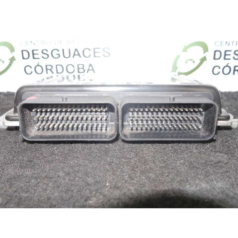 Recambio de centralita motor uce para volvo v40 familiar 1.6 cat referencia OEM IAM S118245001F-P30614959 SIEMENS 