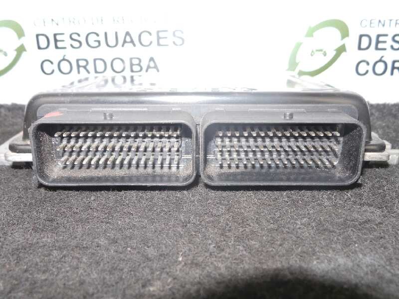 Recambio de centralita motor uce para volvo v40 familiar 1.6 cat referencia OEM IAM S118245001F-P30614959 SIEMENS 