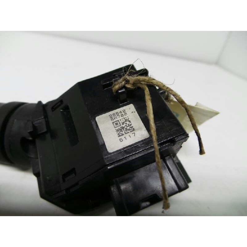 Recambio de mando intermitentes para nissan x-trail (t31) se referencia OEM IAM 25540-8H700-6117  