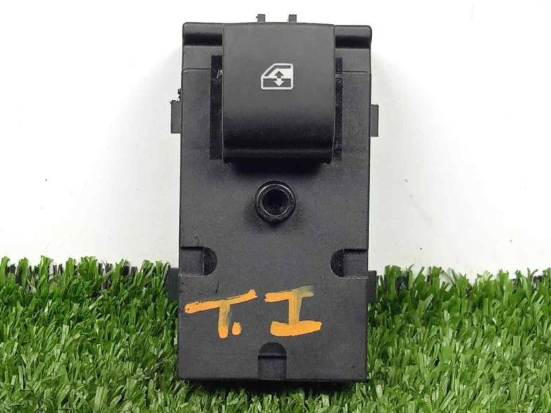 Recambio de mando elevalunas trasero izquierdo para opel mokka 1.7 16v cdti referencia OEM IAM 13301888  