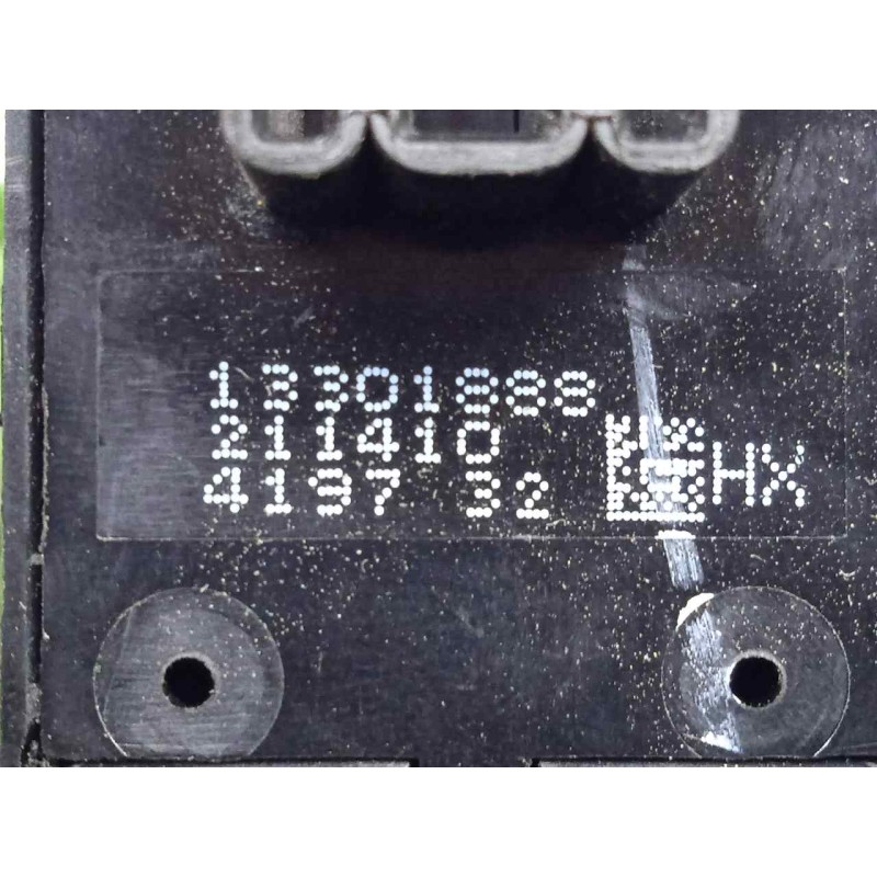 Recambio de mando elevalunas trasero izquierdo para opel mokka 1.7 16v cdti referencia OEM IAM 13301888  