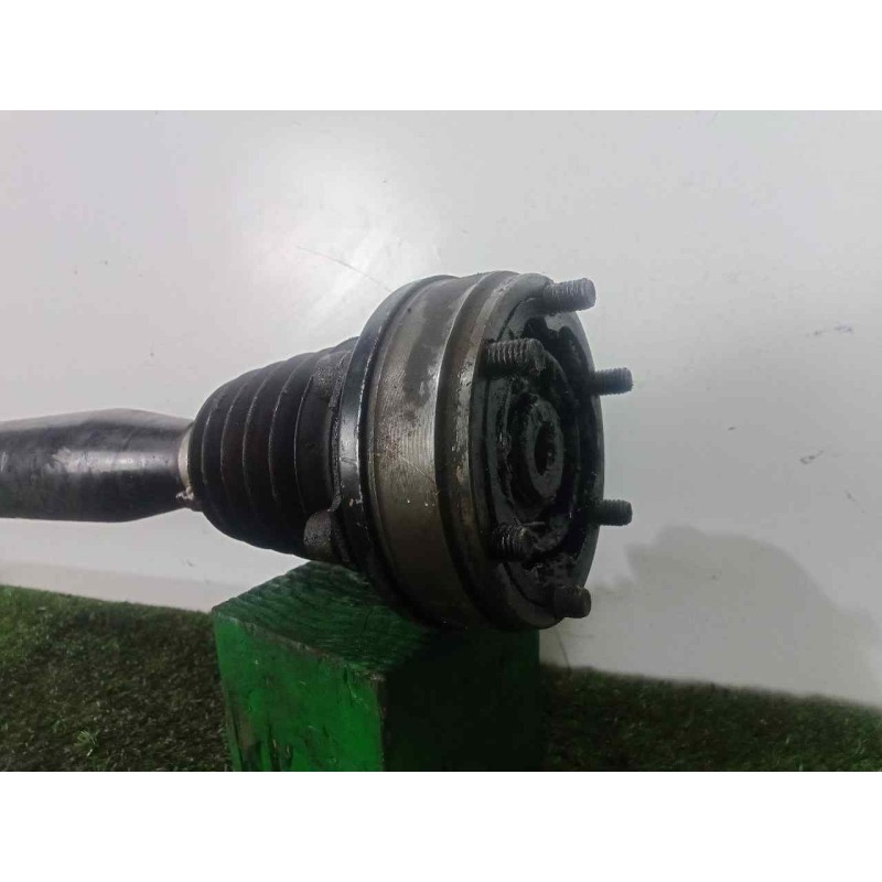 Recambio de transmision delantera derecha para volkswagen passat berlina (3b3) 1.6 referencia OEM IAM 8D0407272BA CON.ABS L637MM