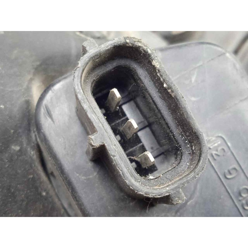 Recambio de faro izquierdo para hyundai elantra (xd) 2.0 crdi cat referencia OEM IAM SINREFERENCIA 04-07 AMBAR
