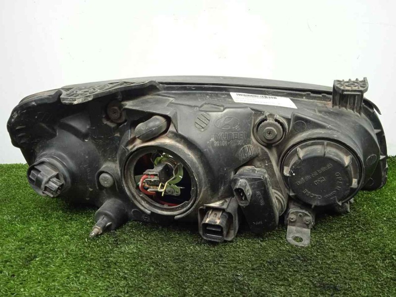 Recambio de faro izquierdo para hyundai elantra (xd) 2.0 crdi cat referencia OEM IAM SINREFERENCIA 04-07 AMBAR