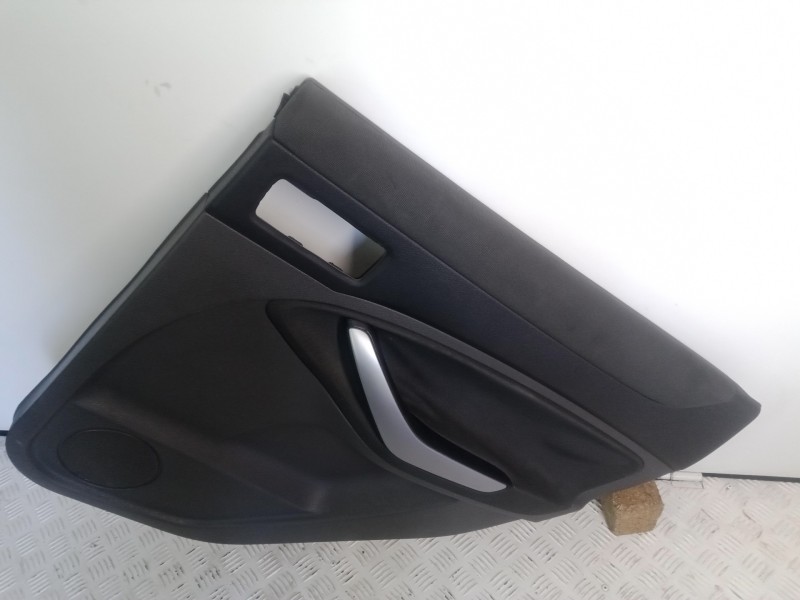 Recambio de guarnecido puerta trasera derecha para ford kuga (cbv) 2.0 tdci cat referencia OEM IAM 7M51R27406F  
